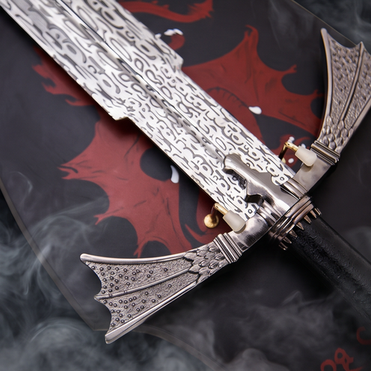 Dark Sister Replica with Targaryen Wall Plaque | House of the Dragon Collector Edition