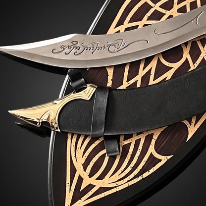 Aragorn’s Dagger – Lord of the Rings Collector Replica with Display Shield