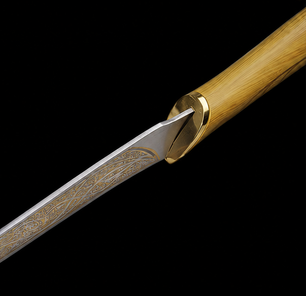 Legolas’ Twin Elven Daggers with Wall Plaque – The Lord of the Rings: The Fellowship of the Ring Collector Edition
